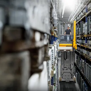 Узкопроходный штабелер-комплектовщик EKX 410/ 412/ 514/ 516k/ 516