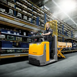 Комплектовщик заказов ECE 320