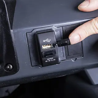 Трёхопорный электрический вилочный погрузчик EFG MB 216k/ 218k/ 220