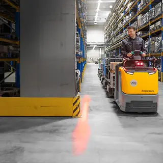 Электрический тягач EZS 350
