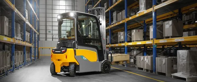 Начались продажи электрических погрузчиков EFG 2/2i и 3/3i