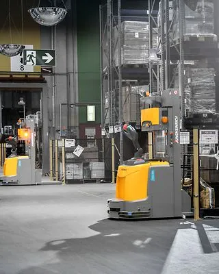 Подходящий AGV — автономное решение или часть общей системы.